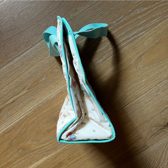 Peter Rabbit Vintage 1990’s Insulated Tote - Picture 3 of 6